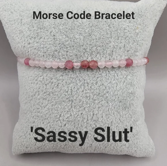 Inappropriate bracelets - Picture 7 of 8